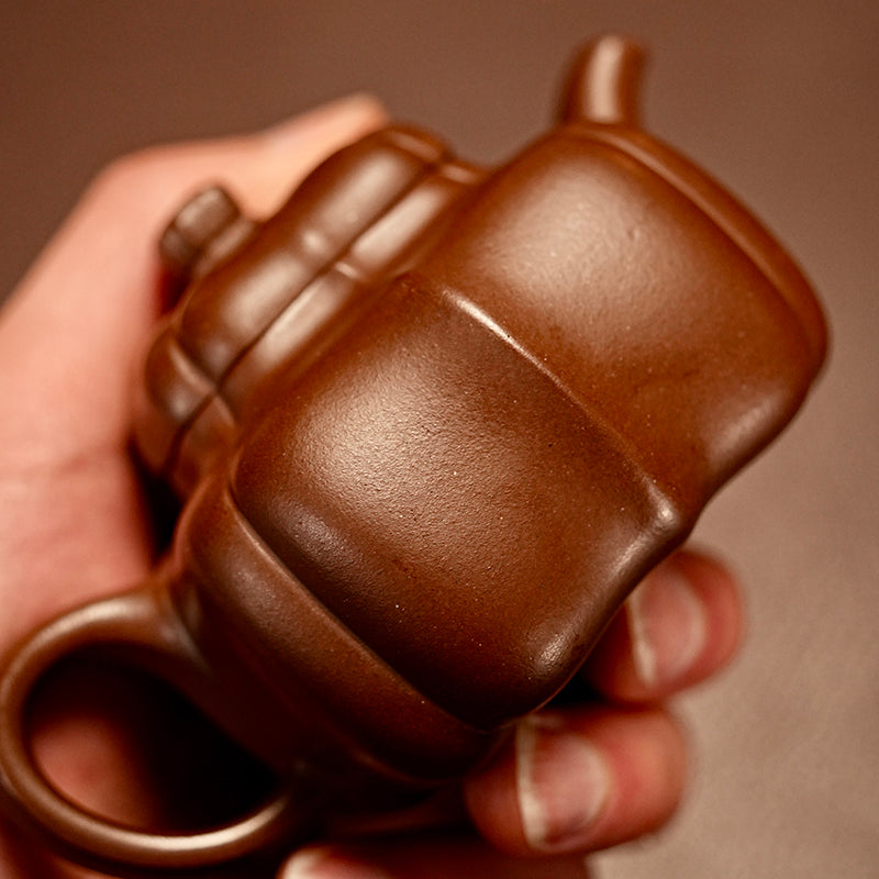 "Golden Melon" Ribbed Teapot
